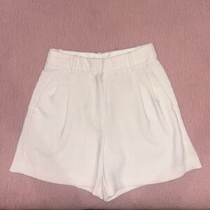 Aritzia White High Waist Women’s Tailored Shorts